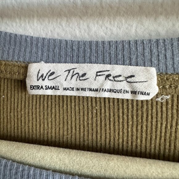 Free People We the Free Feelin It Tee Army Combo Long Sleeve Tops - Picture 10 of 12